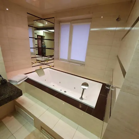 Vip Rozochka Apartment Minsk